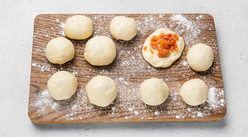 Булочки с курагой