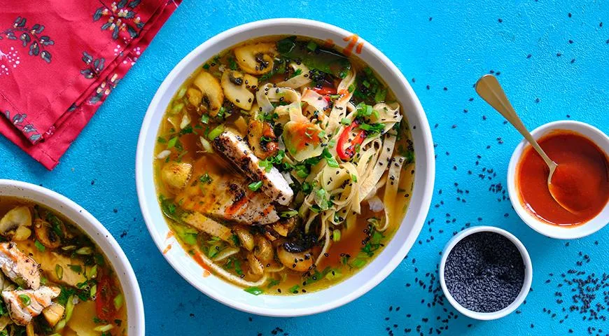 Похмельный суп для тех, кто хорошо отметил праздники, рецепт с черным кунжутом