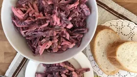 Рецепты с чесноком, соусами и салатом