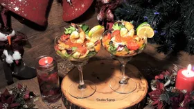 Рецепты с салатом, креветками и кальмарами