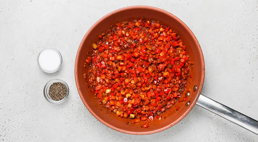 Шакшука с беконом