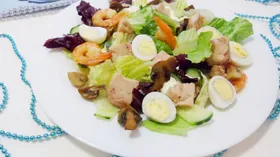 Простые рецепты с салатом и яйцом перепелиным
