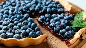 Черника для здоровья: свойства, противопоказания и идеи для кухни