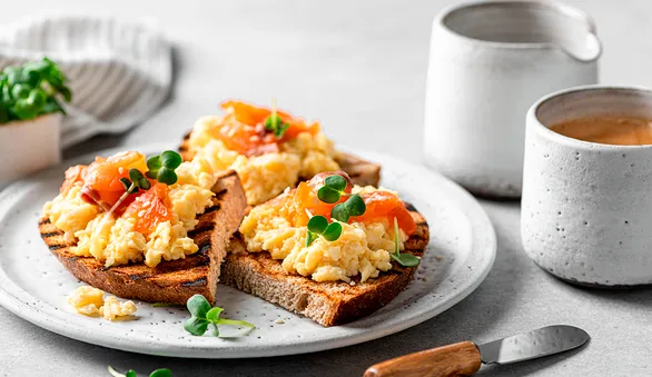 Тосты на завтрак: 15 рецептов вкусных хрустящих тостов