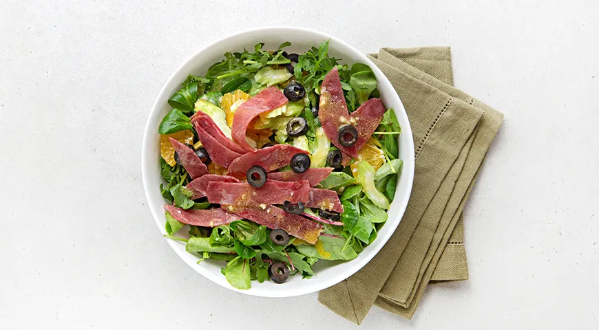 Салат с апельсином и Sabroso Roso