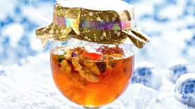 Мед с орехами