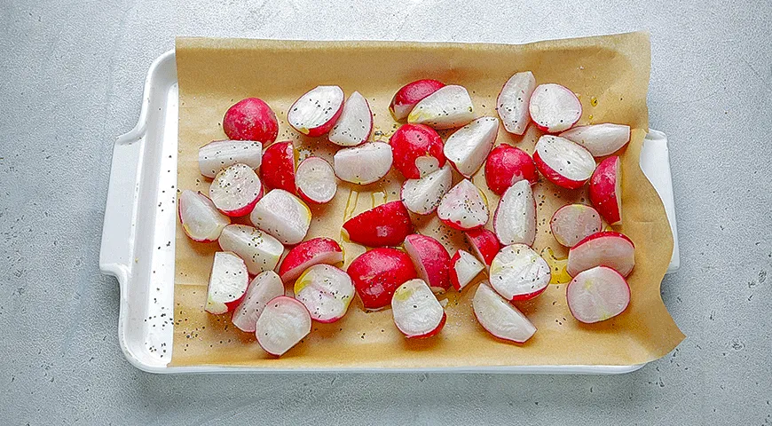 Салат из редиса с фасолью