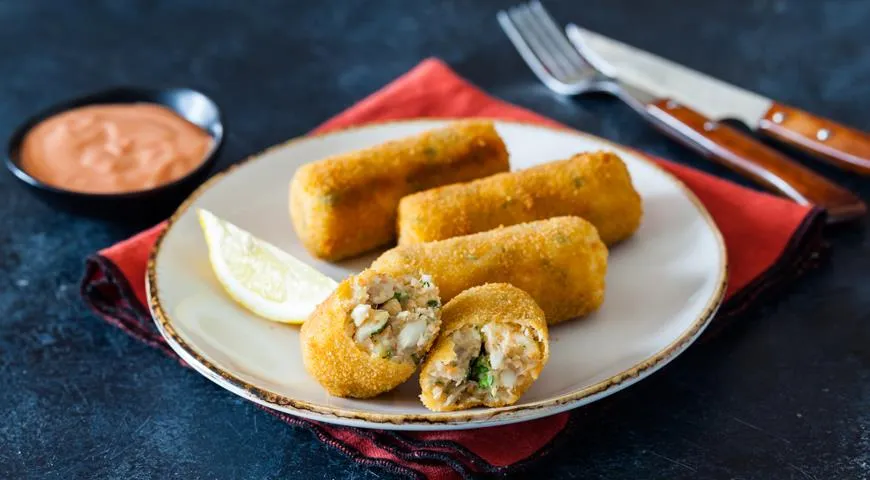 Рецепт картофельных пирожков с сигом и копченым муксуном