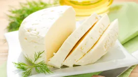 Сыр из кислого молока в домашних условиях