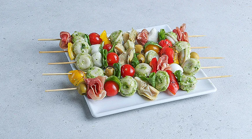 Закусочные шашлычки с пельменями