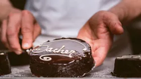 День торта «Захер»: как австрийский десерт покорил весь мир