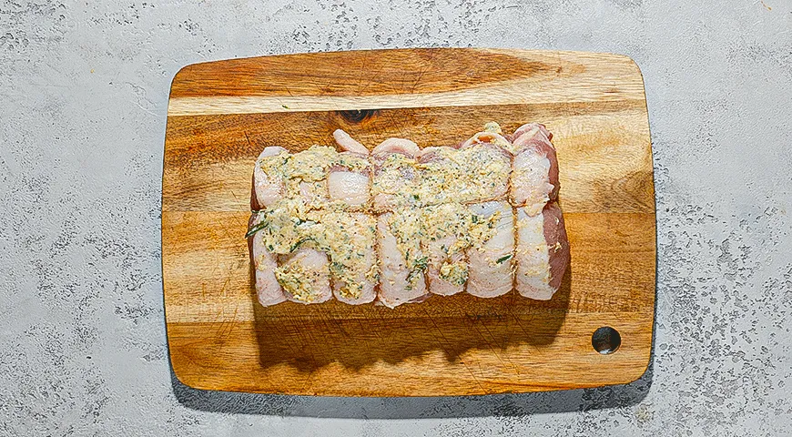 Свиная корейка с яблочным чатни