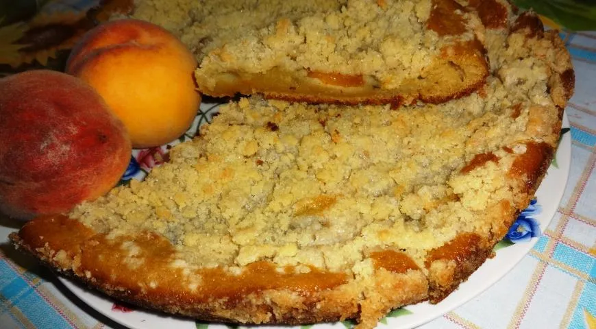 Готовим пирог с персиками