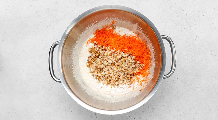 Кекс с морковью