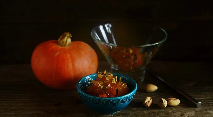 Тыква по турецки с орехами и с сиропом