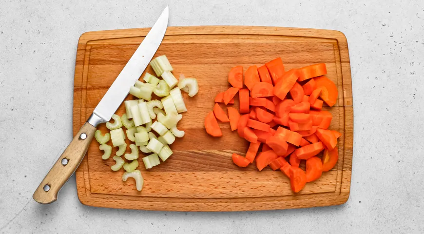 Еврейский молочный борщ