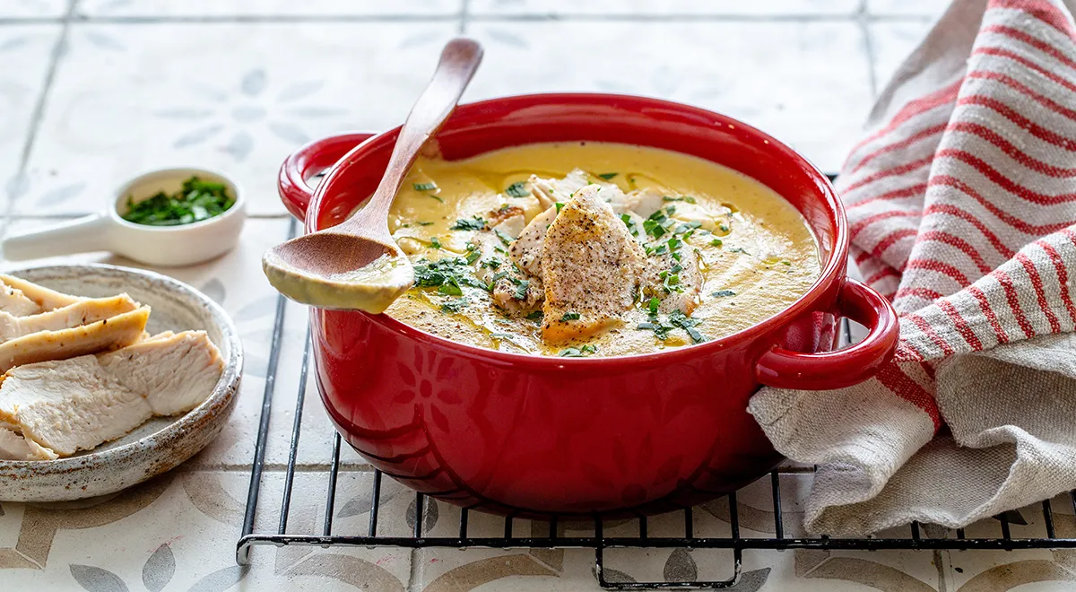 Супы с курицей: пошаговых рецептов с фото для приготовления в домашних условиях