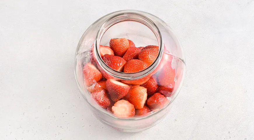 Клубничная наливка