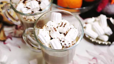 Какао с маршмеллоу и шоколадом