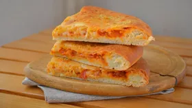Домашняя закрытая пицца