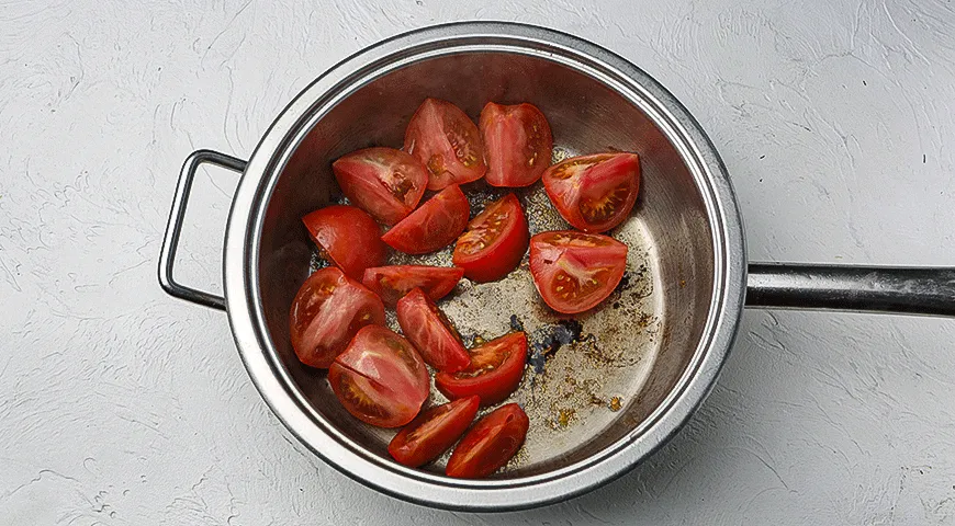 Курица с персиками и овощами