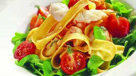 Рецепты с морепродуктами, томатами и пастой
