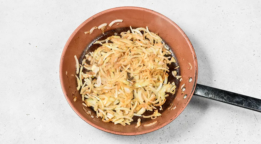 Говядина по-строгановски (бефстроганов)