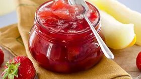 Простые рецепты с клубникой и продукцией пчеловодства