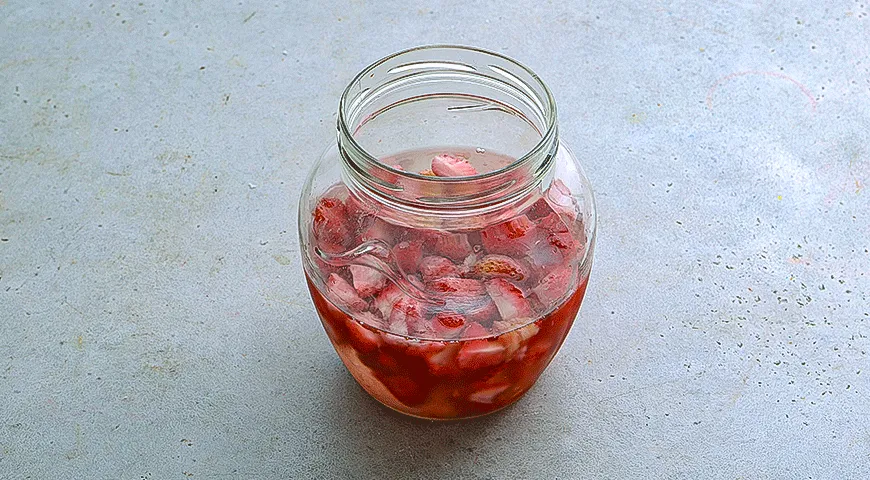 Настойка «Клубника со сливками»