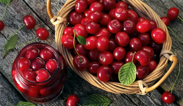 Можно ли вишню использовать не только для пирогов, компотов и варенья, а для чего-то интересного