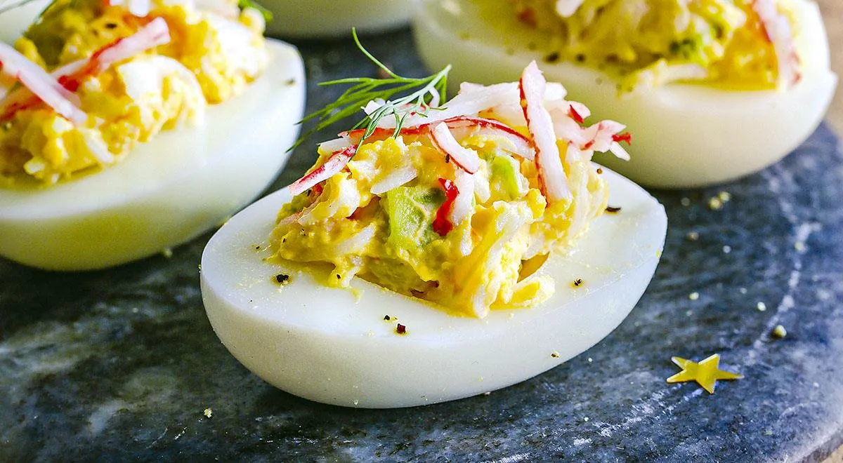 Фаршированные яйца » Вкусно и просто. Кулинарные рецепты с фото и видео