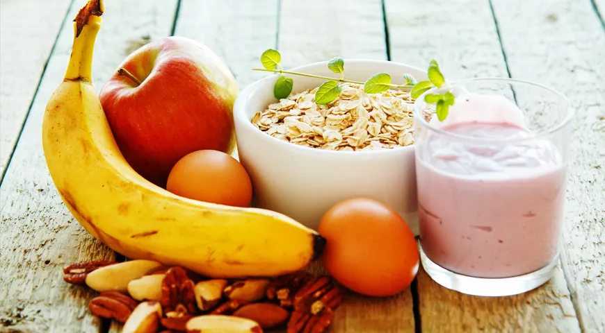 Нормально съедать за завтраком 30–40% дневных калорий