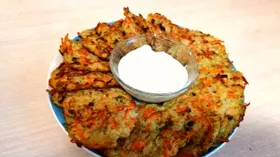 ПП-драники из кабачков, моркови и риса