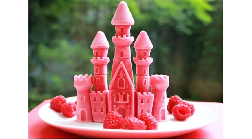 Съедобный малиновый замок для одной принцессы или принца