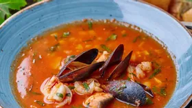 Томатный суп с фенхелем и морепродуктами