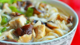 Рецепты с чесноком, маслом растительным и лапшой рисовой