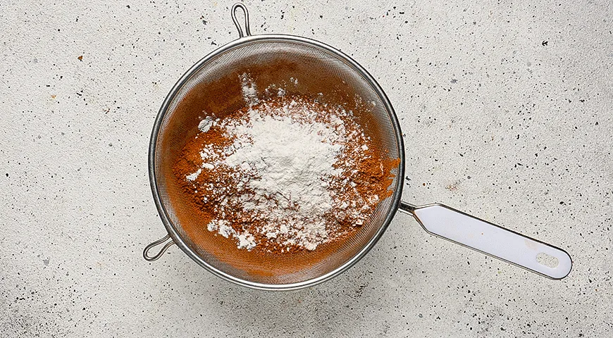 Шоколадный генуэзский бисквит