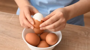 Как сварить яйца, чтобы они хорошо чистились — советует нутрициолог
