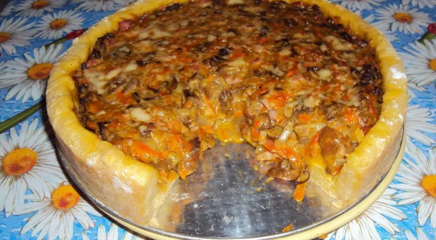 Готовим картофельный пирог с курицей и грибами