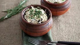 Рецепты с кисломолочными продуктами, сухофруктами и морковью