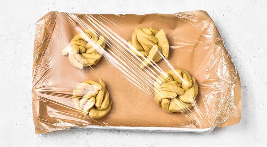 Булочки-розочки с сахаром