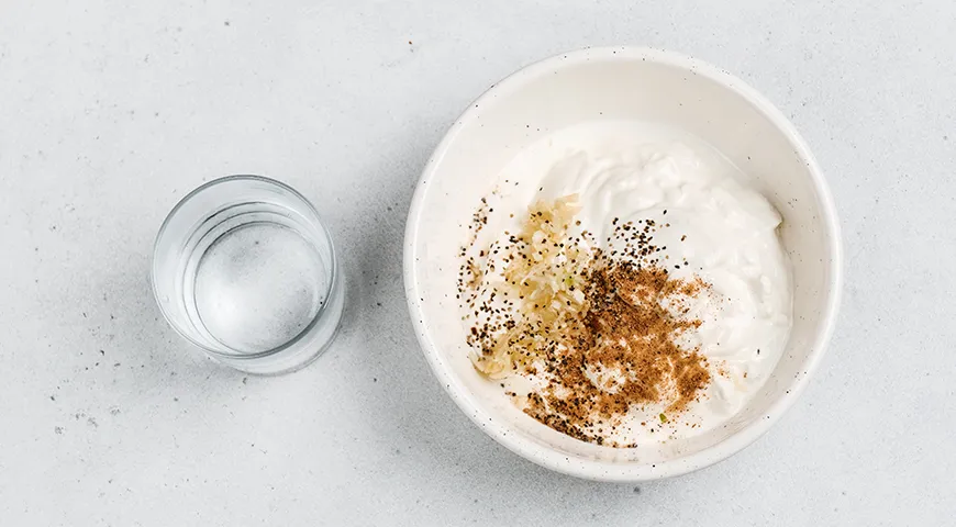 Грибы с картошкой в горшочках в духовке