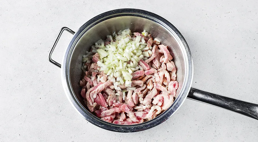 Поджарка с подливкой