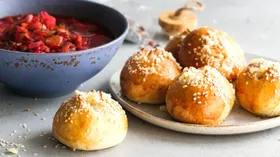 Рецепты с чесноком, сливочным маслом и кунжутом