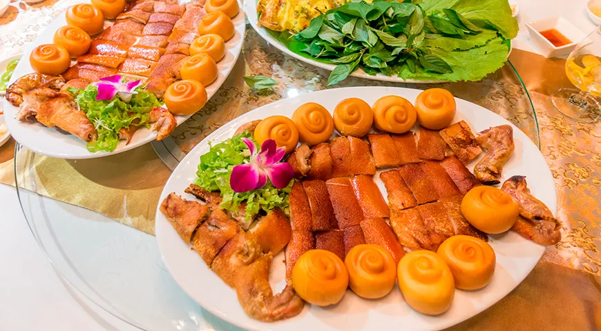 Жареный молочный поросенок по-вьетнамски