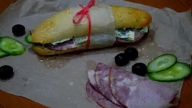 Сэндвич-багет по-французски с шампиньонами 
