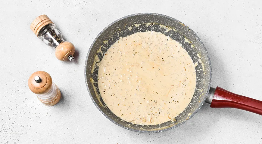 Свинина, запеченная в духовке со сливками