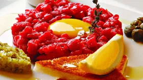 Рецепты с каперсами, фруктами и огурцом