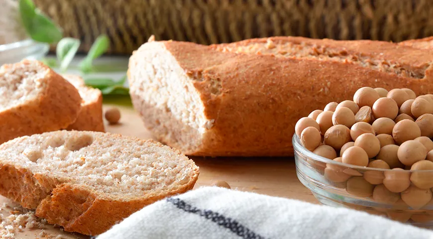Из соевой муки можно приготовить домашний хлеб