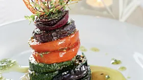 Блюда из овощей и орехов во французском стиле